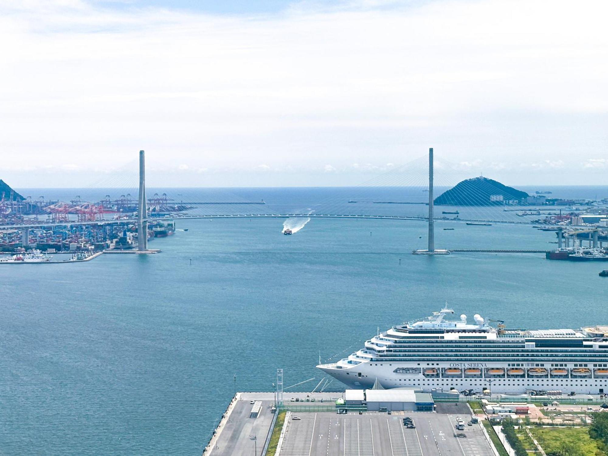 Brown Suites Busan Station Экстерьер фото