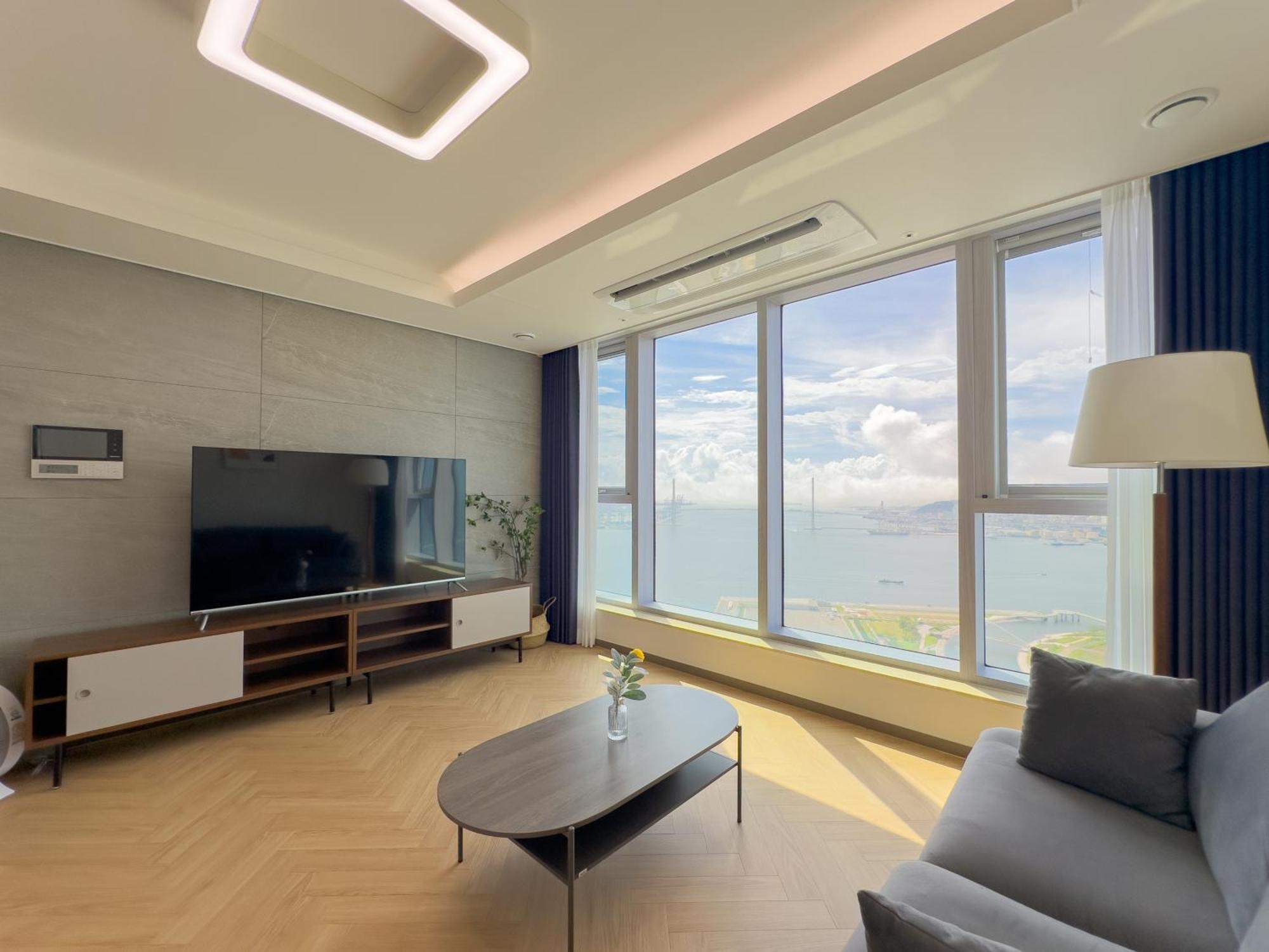 Brown Suites Busan Station Экстерьер фото