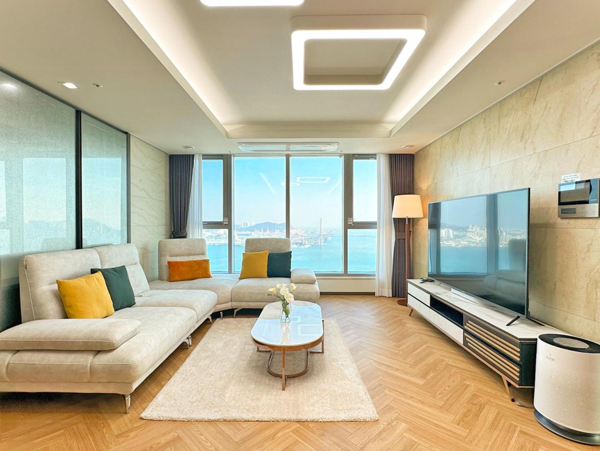 Brown Suites Busan Station Экстерьер фото